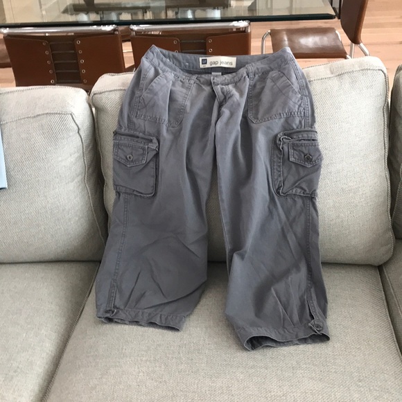 the Gap Pants - Gap cargo capris the Gap Pants - Gap cargo capris